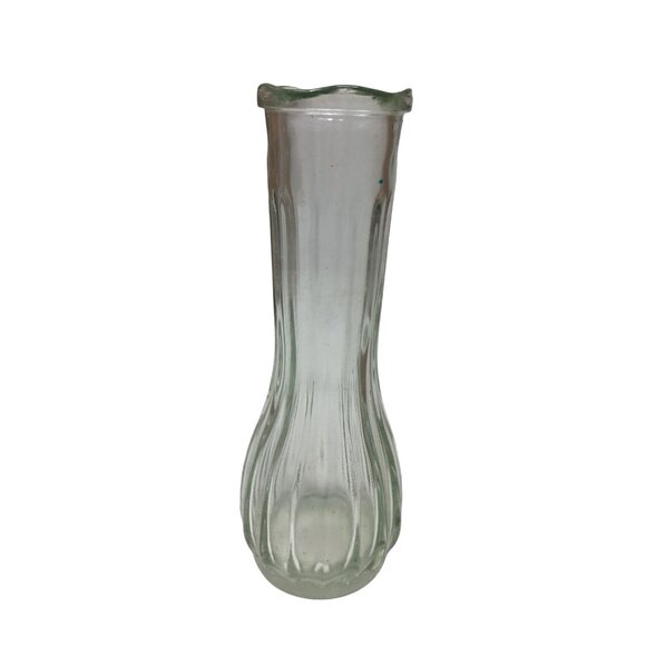 Short 6'' tall Ribbed Clear Glass Bud Vase - Picture 1 of 9